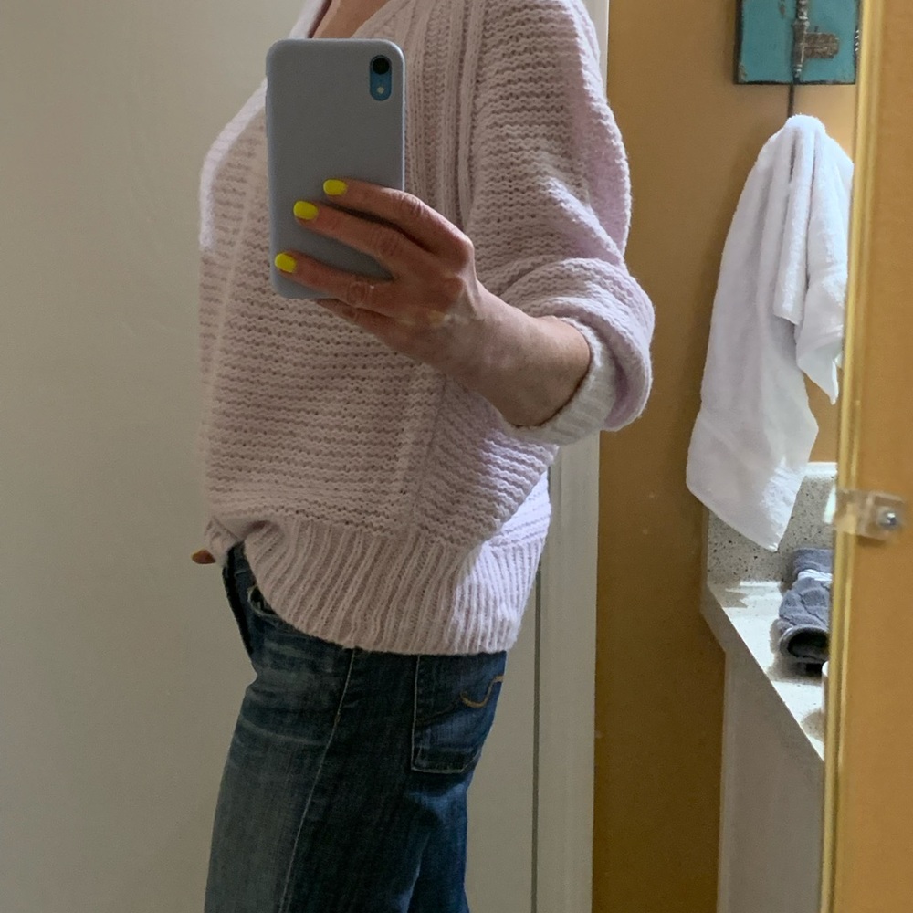 Universal Threads Sweater - Picture 2 of 4